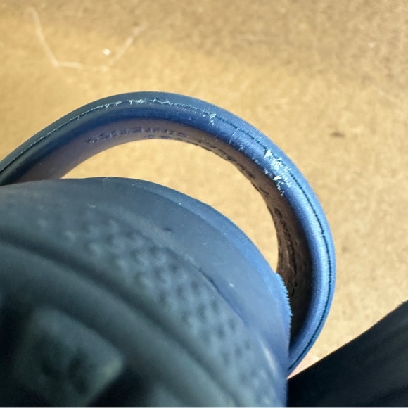 CROCS Classic navy clogs children’s unisex girls 8 or boy’s 9 excellent preowned - Picture 4 of 9